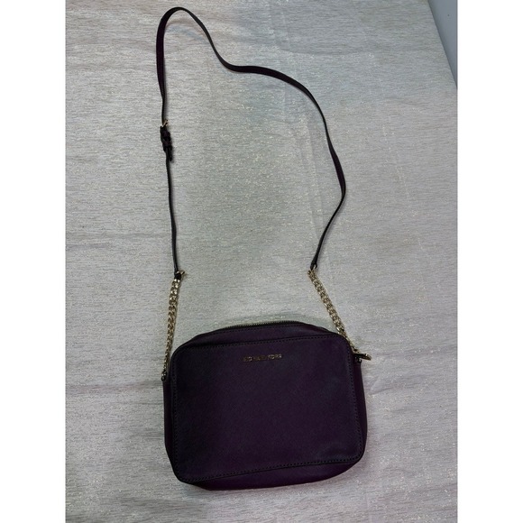 Michael Kors Purple Jet Set Travel crossbody - Picture 8 of 9